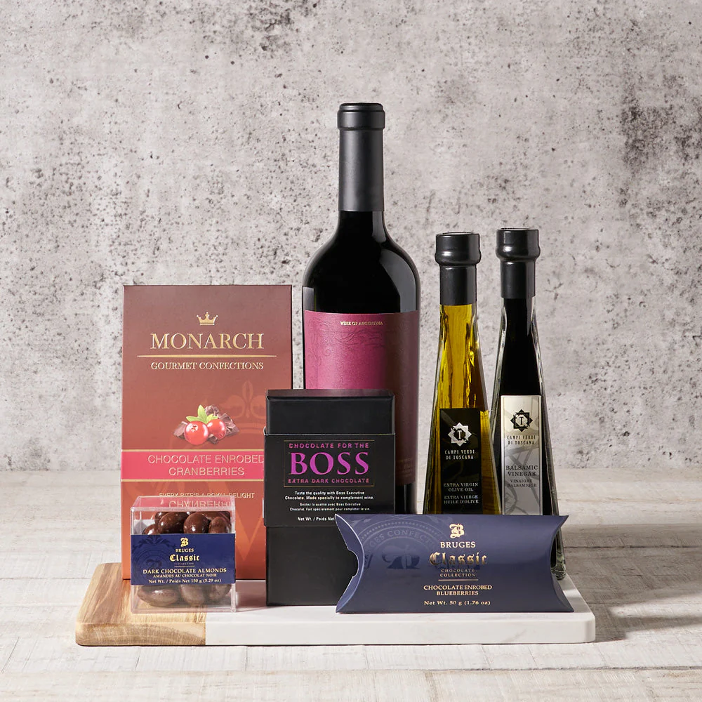 Deluxe Chocolate & Dippers Wine Basket