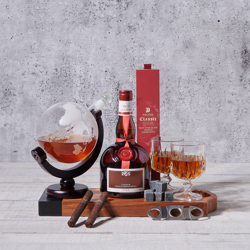 Globe Decanter & Refreshment Set