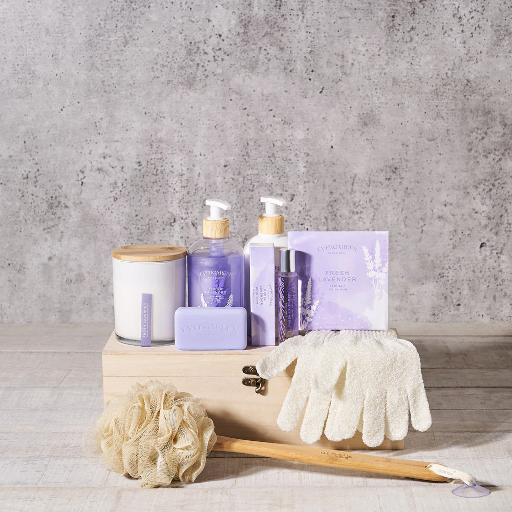 The Lavish Lavender Dreams Spa Gift Set